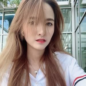 Meet your Posher, Vy